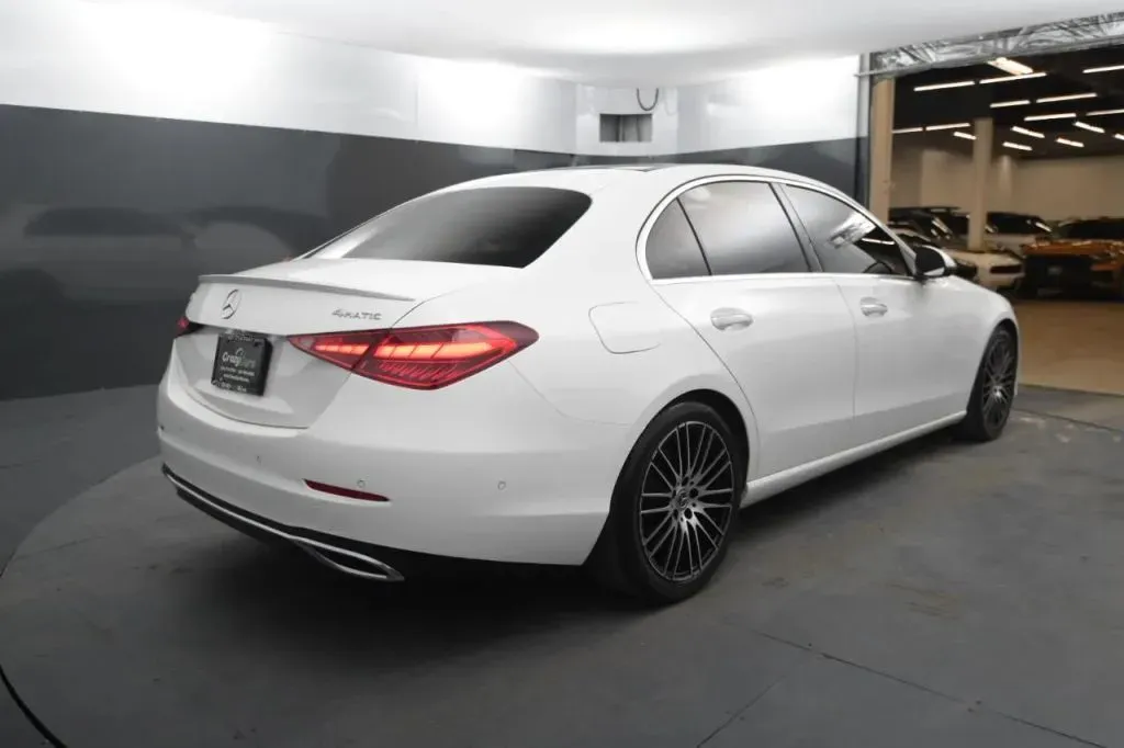 Mercedes-Benz C-Class photo 5