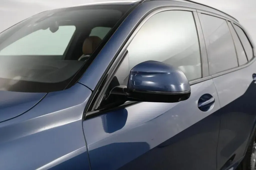BMW X5 photo 12