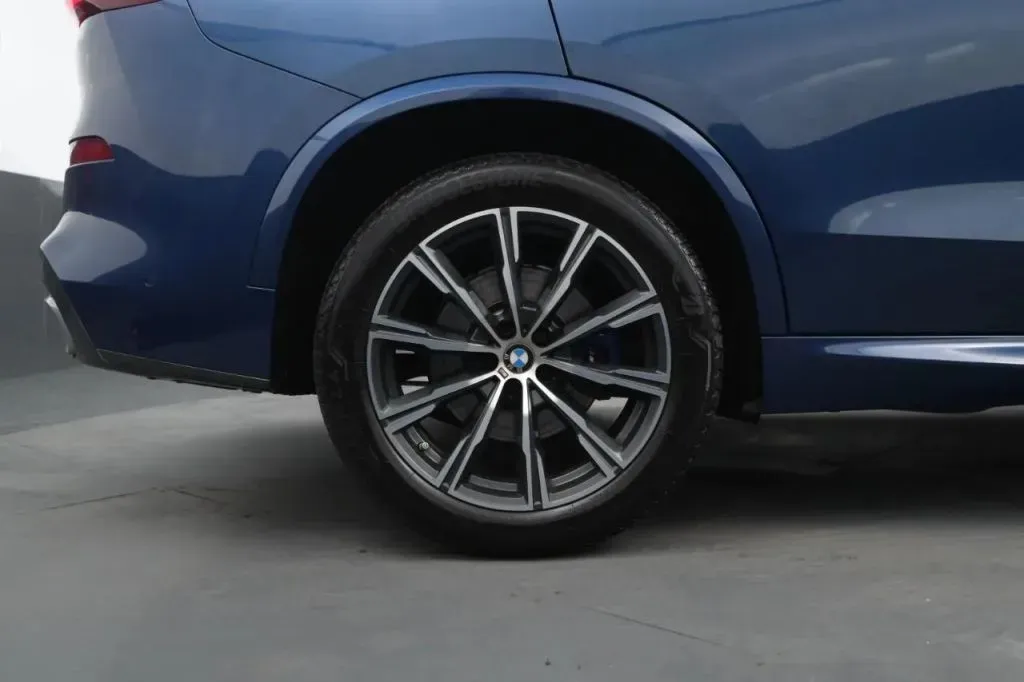 BMW X5 photo 18