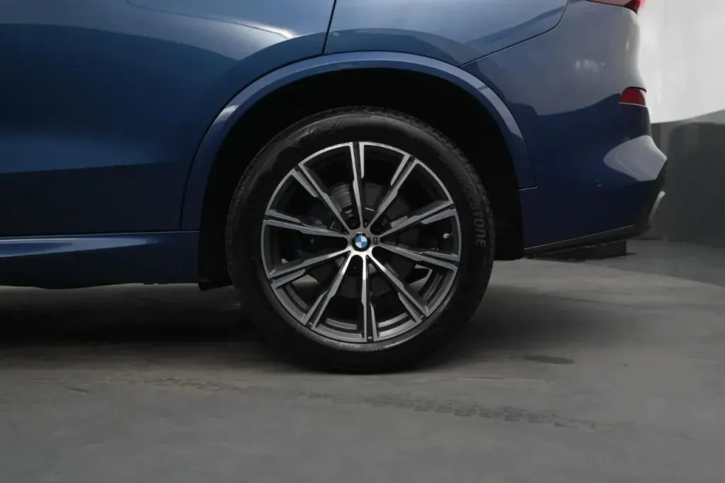 BMW X5 photo 15
