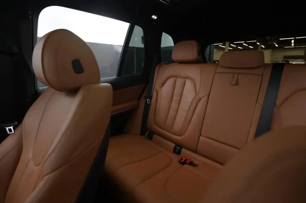 BMW X5 photo 43