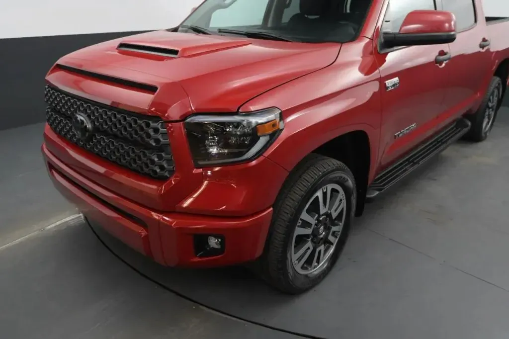 Toyota Tundra photo 10