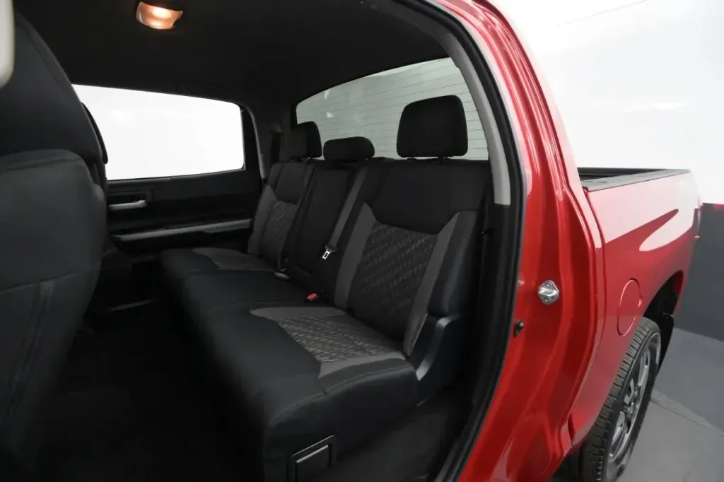Toyota Tundra photo 48