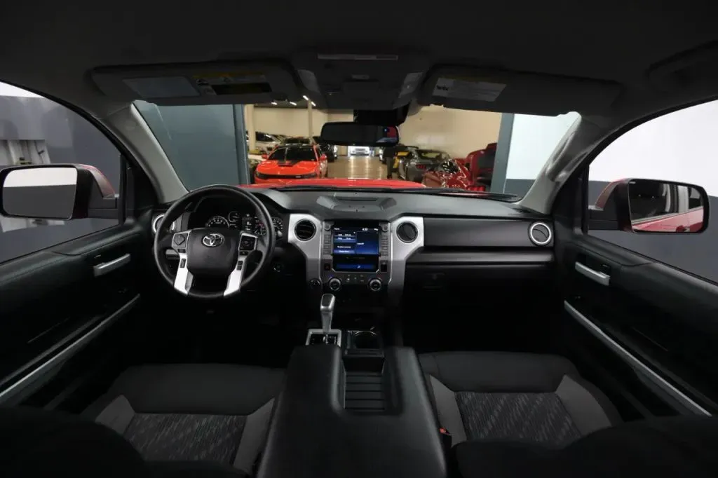 Toyota Tundra photo 31