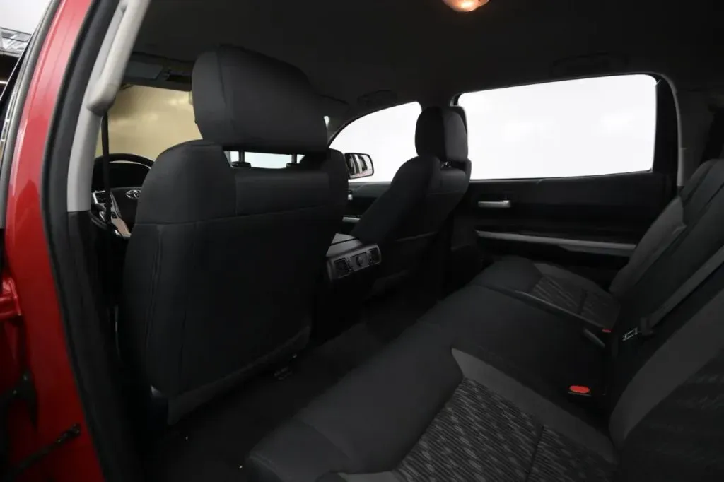 Toyota Tundra photo 47