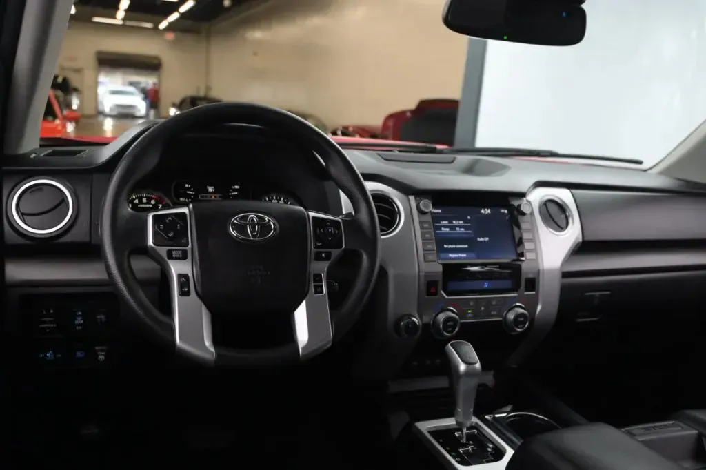 Toyota Tundra photo 39