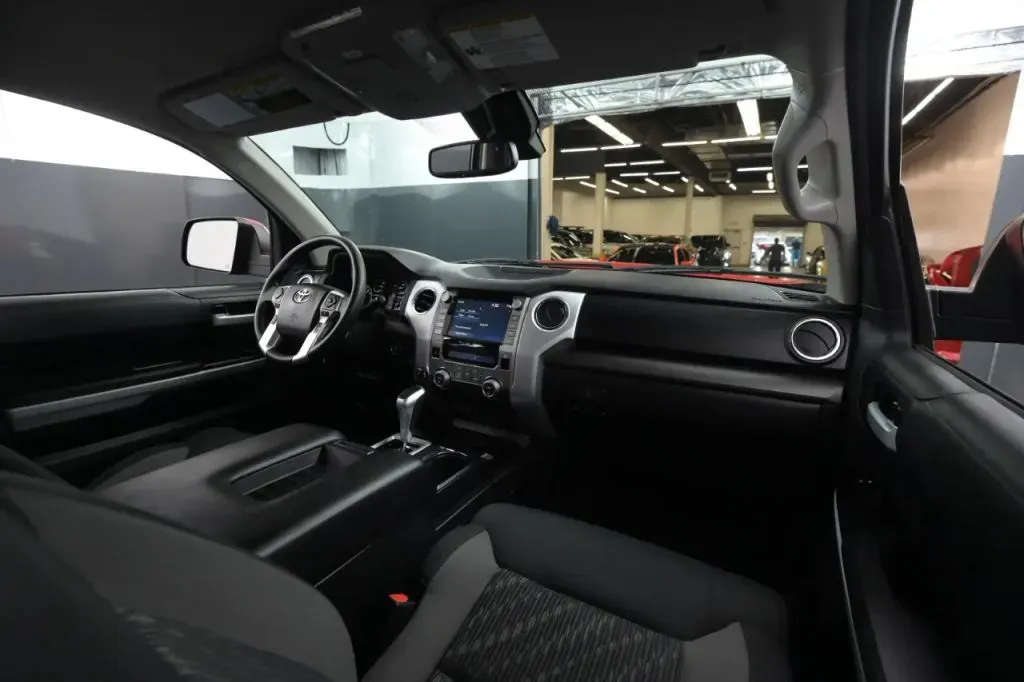 Toyota Tundra photo 50
