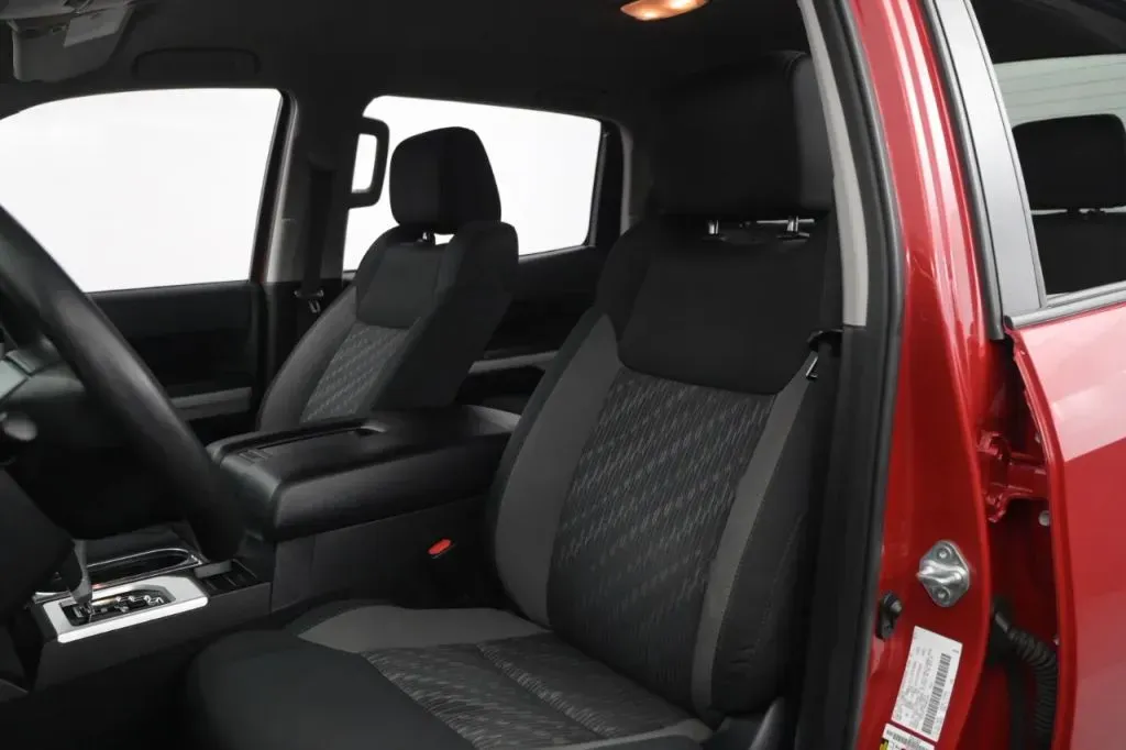 Toyota Tundra photo 44