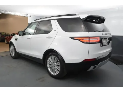 Another view of 2020 Land Rover Discovery Landmark Sport Utility 4D for sale in Hillside, NJ at Crazy Cars Hillside