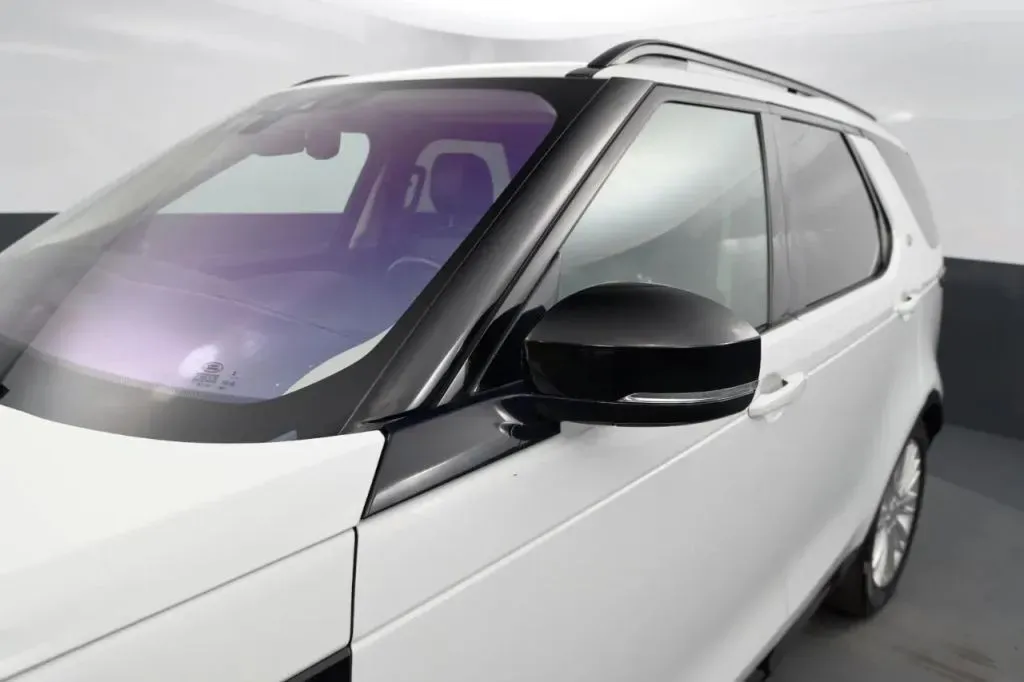 Land Rover Discovery photo 12