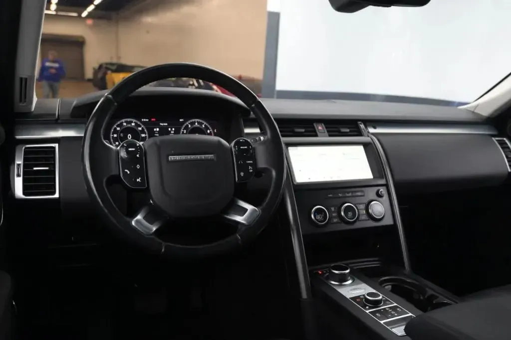 Land Rover Discovery photo 36