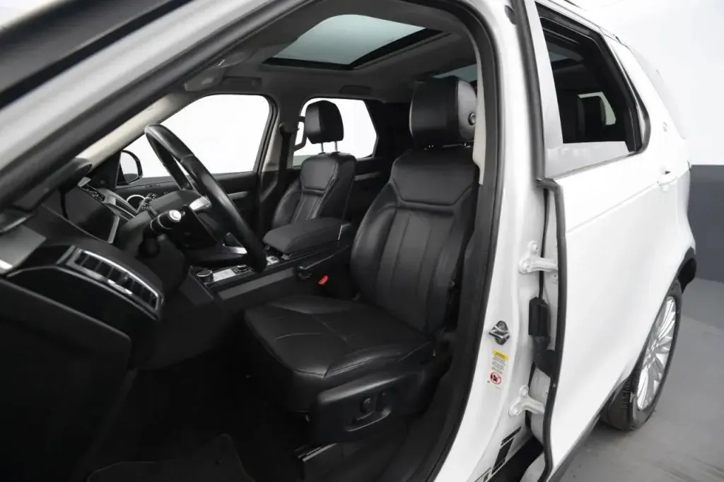Land Rover Discovery photo 40