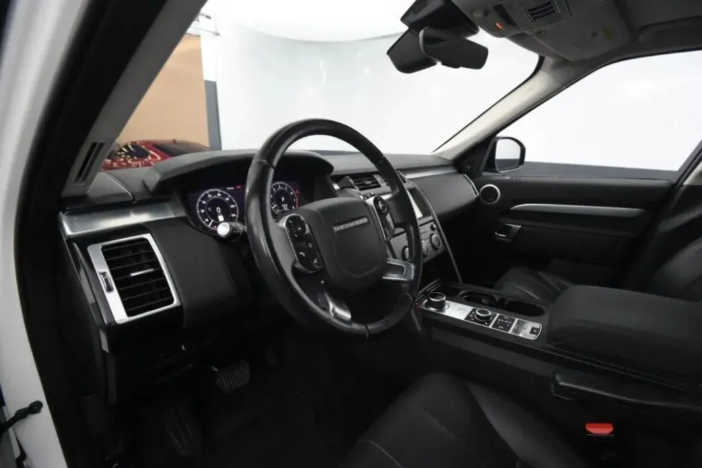 Land Rover Discovery photo 39