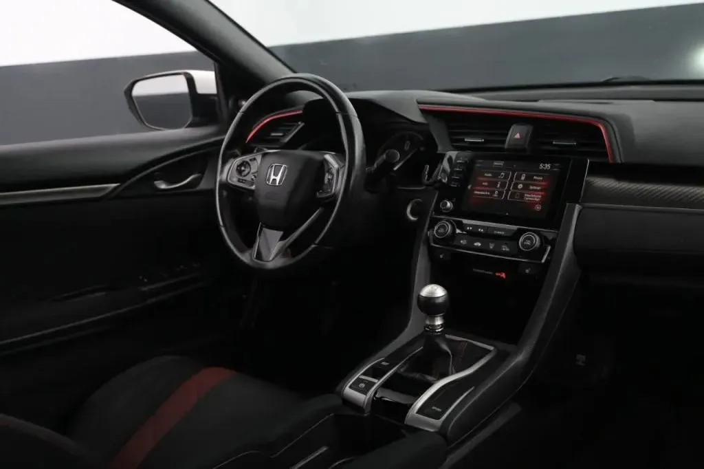 Honda Civic photo 45