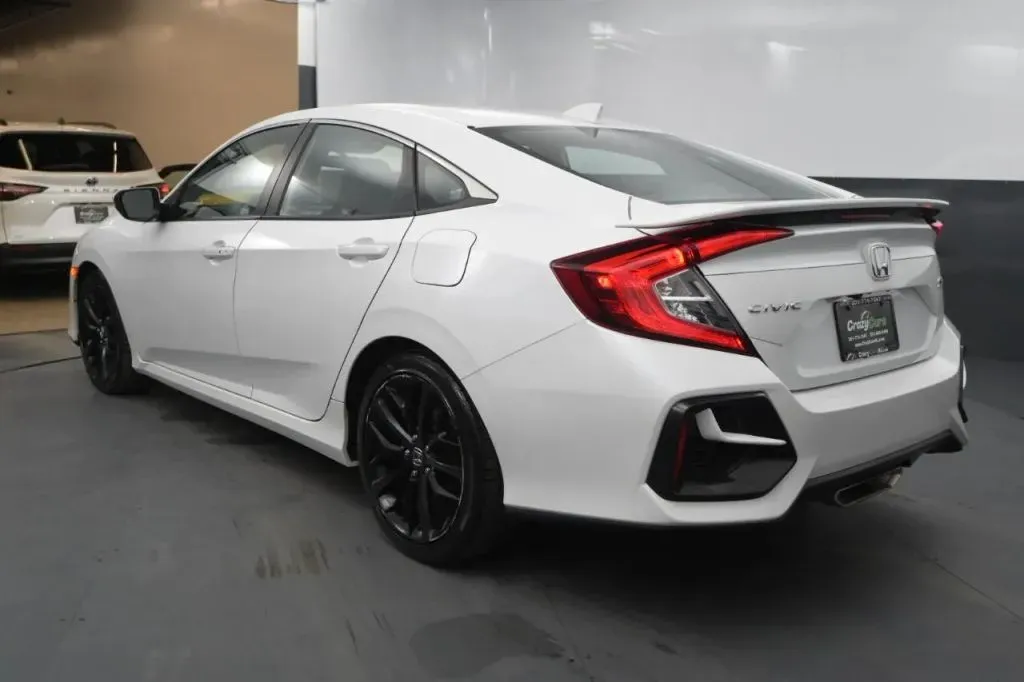 Honda Civic photo 3