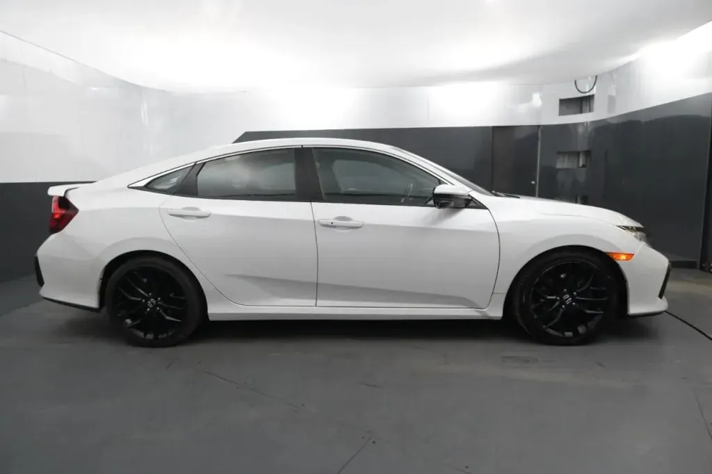 Honda Civic photo 6