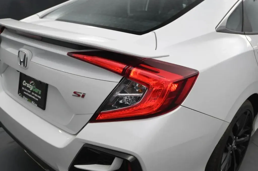 Honda Civic photo 16
