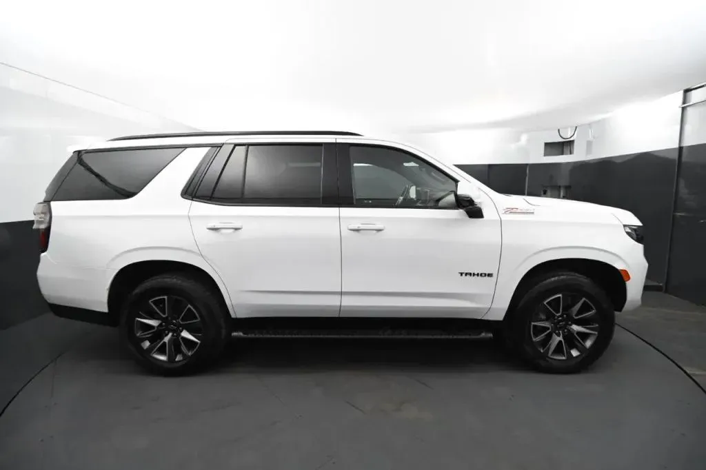 2021 Chevrolet Tahoe Z71 - Photo 6