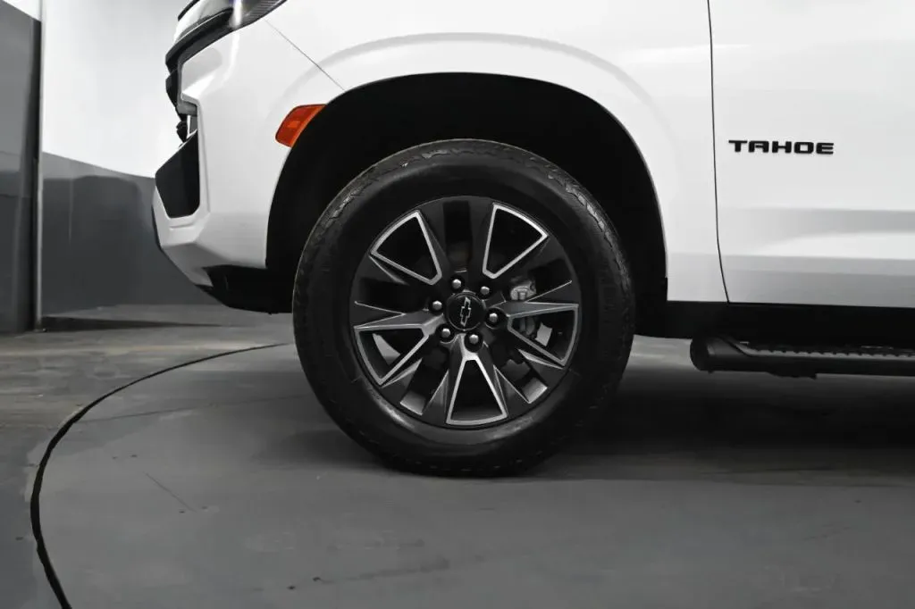 2021 Chevrolet Tahoe Z71 - Photo 10