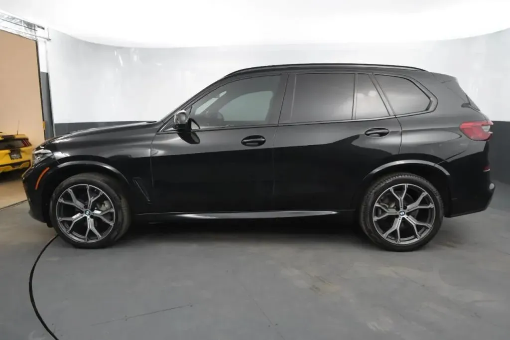 BMW X5 photo 2