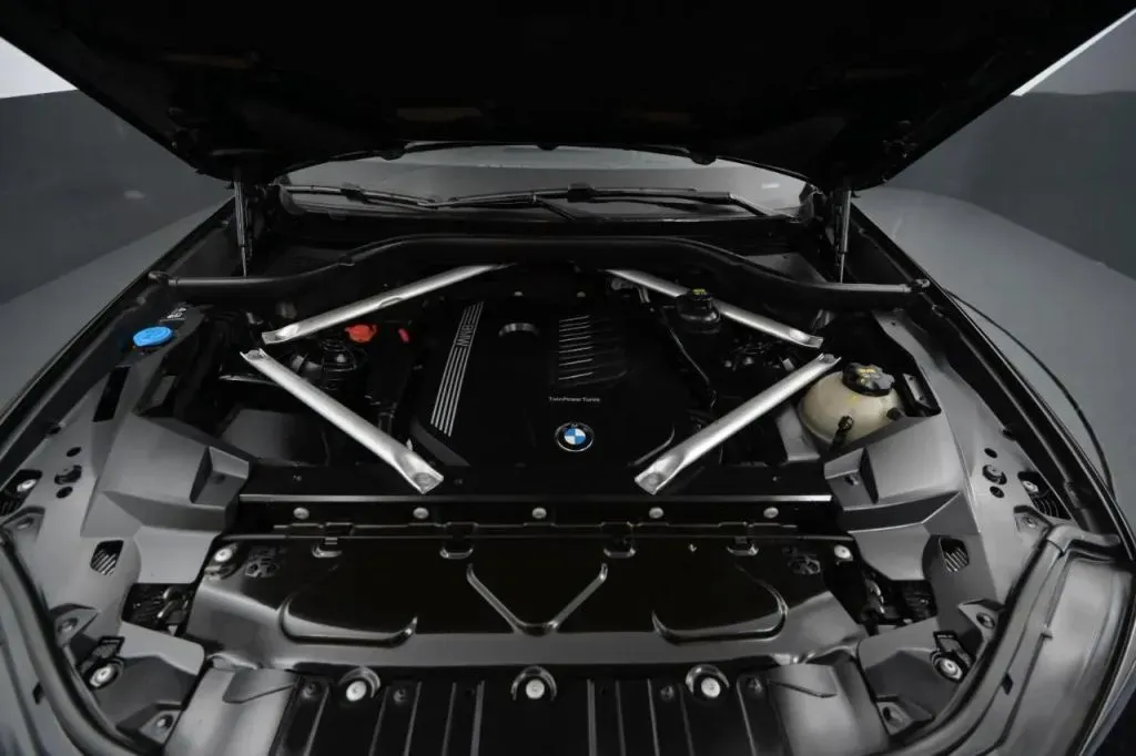 BMW X5 photo 18