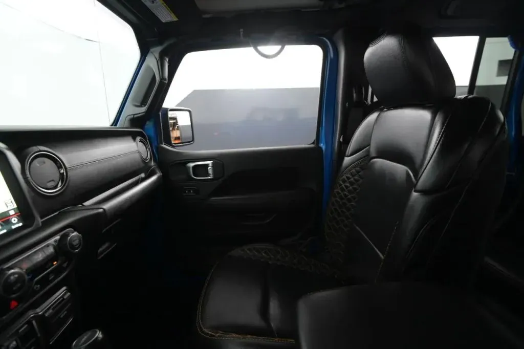 Jeep Gladiator photo 30