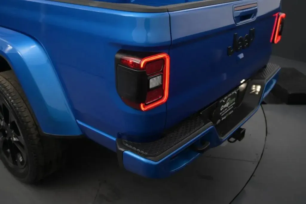 Jeep Gladiator photo 18