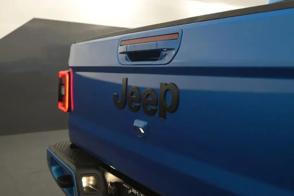 Jeep Gladiator photo 20