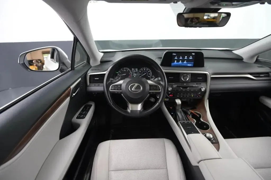 Lexus RX photo 39