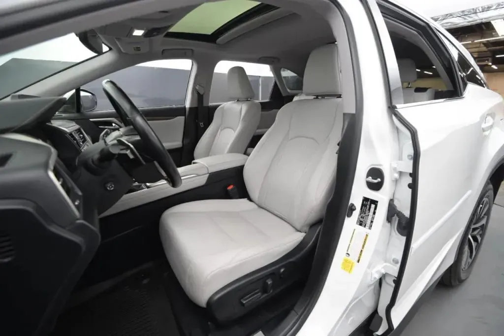 Lexus RX photo 45