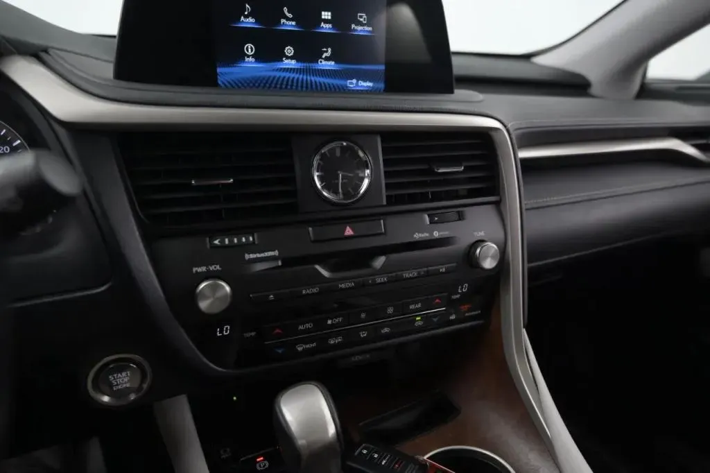 Lexus RX photo 29