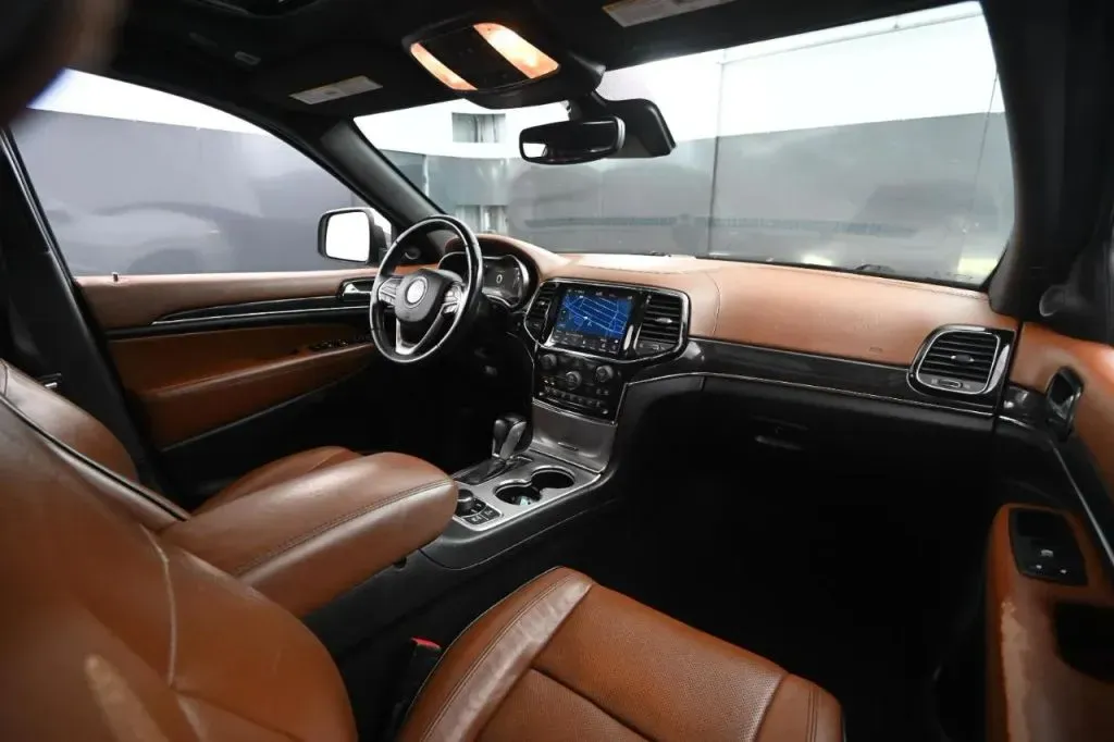 Jeep Grand Cherokee photo 42