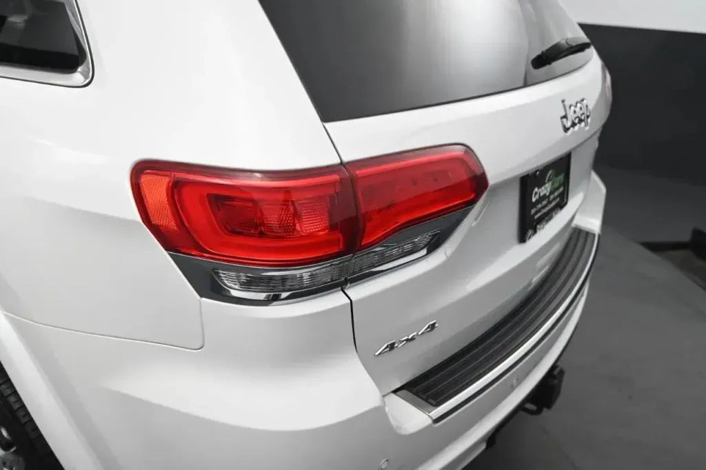 Jeep Grand Cherokee photo 14