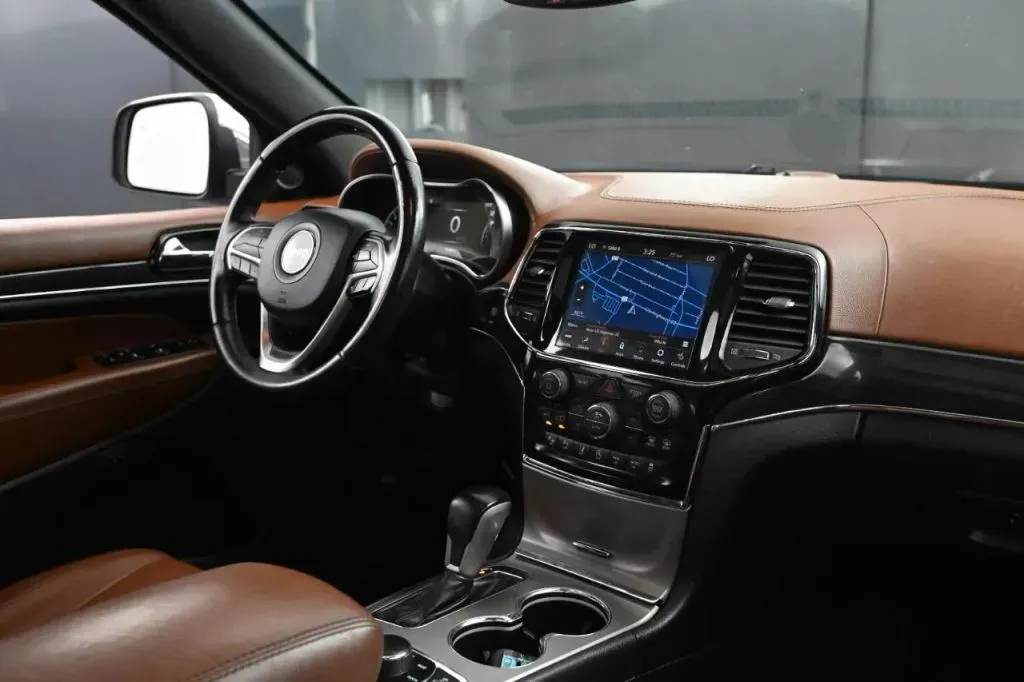 Jeep Grand Cherokee photo 43