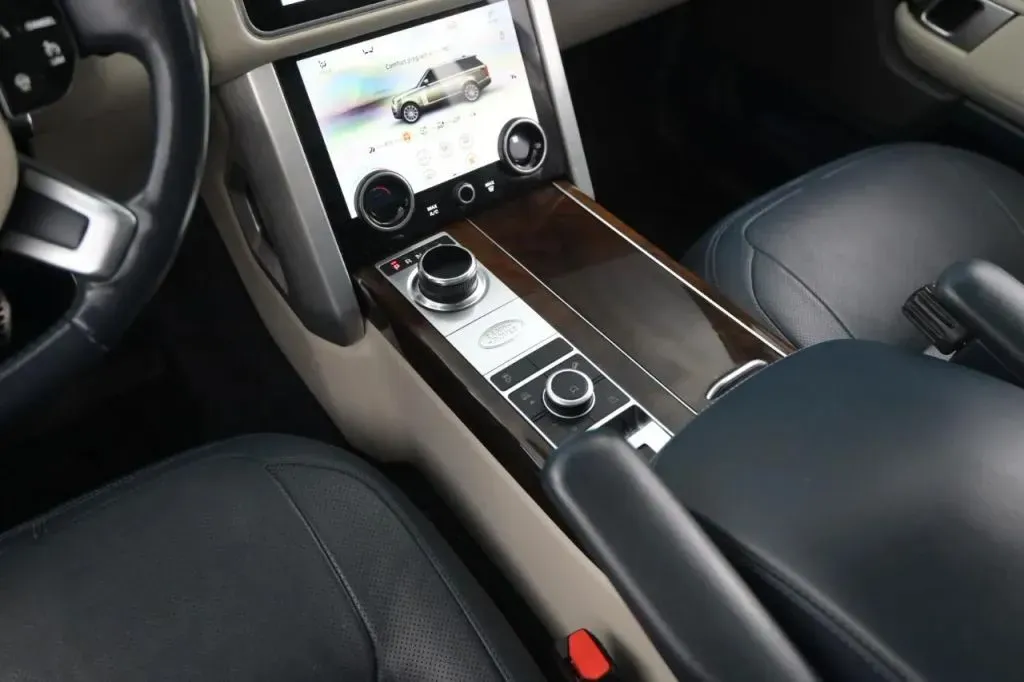 Land Rover Range Rover photo 36