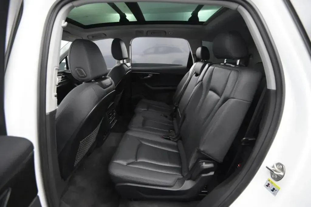 Audi Q7 photo 45