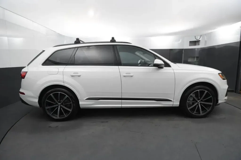 Audi Q7 photo 5