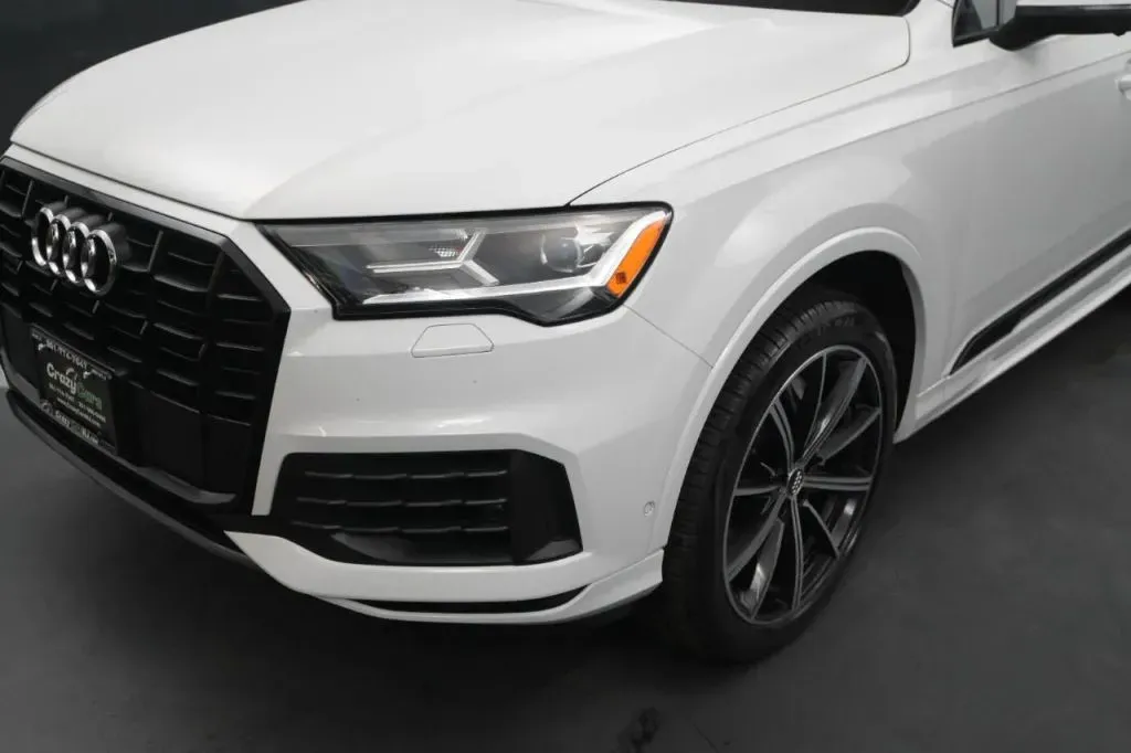 Audi Q7 photo 8