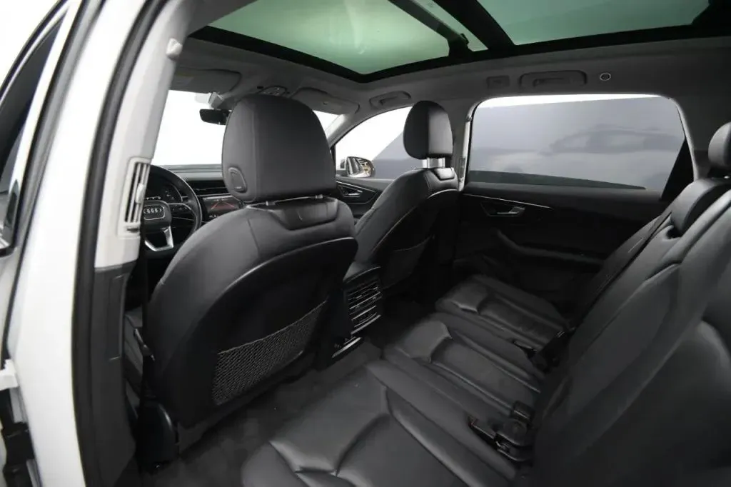 Audi Q7 photo 46