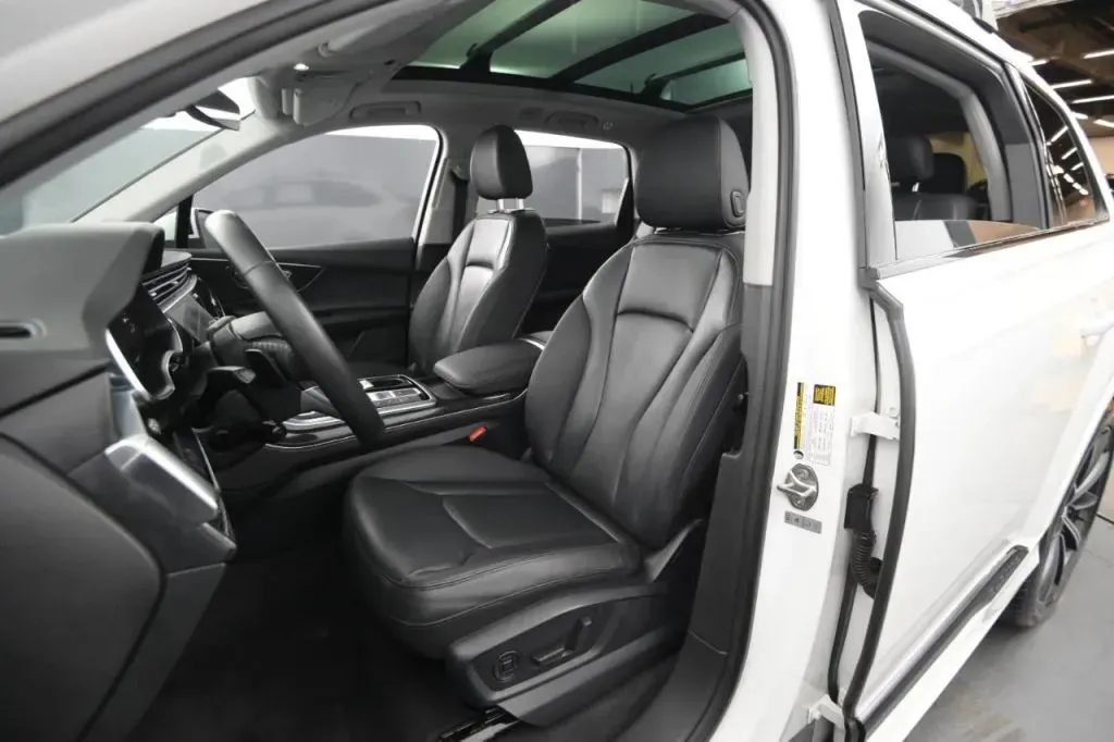 Audi Q7 photo 42