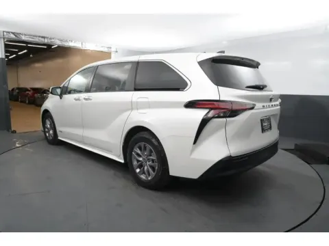 Another view of 2021 Toyota Sienna XLE Minivan 4D for sale in Hillside, NJ at Crazy Cars Hillside
