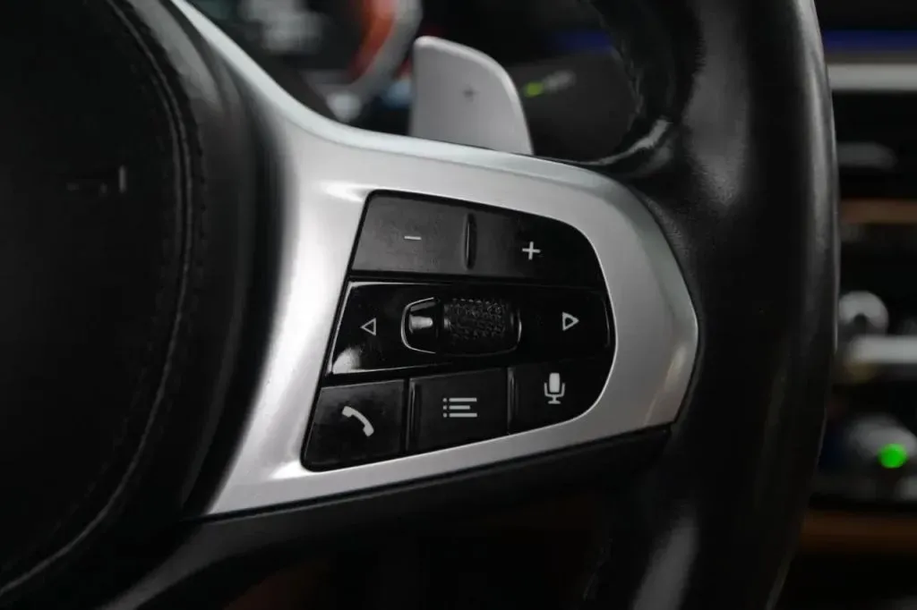 BMW 5 Series photo 23