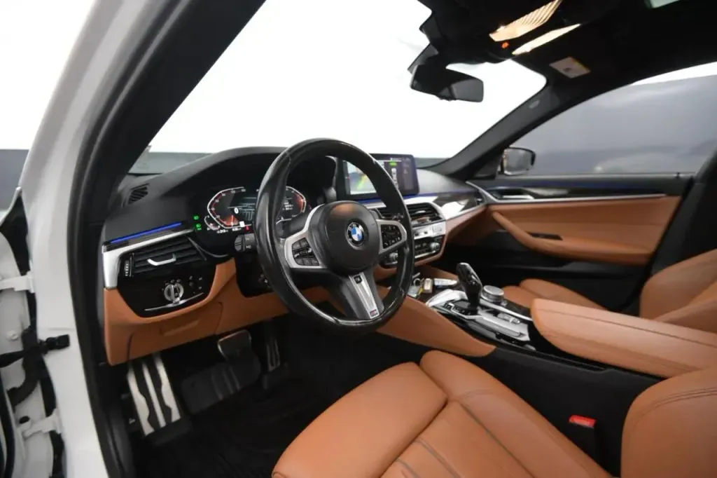BMW 5 Series photo 40