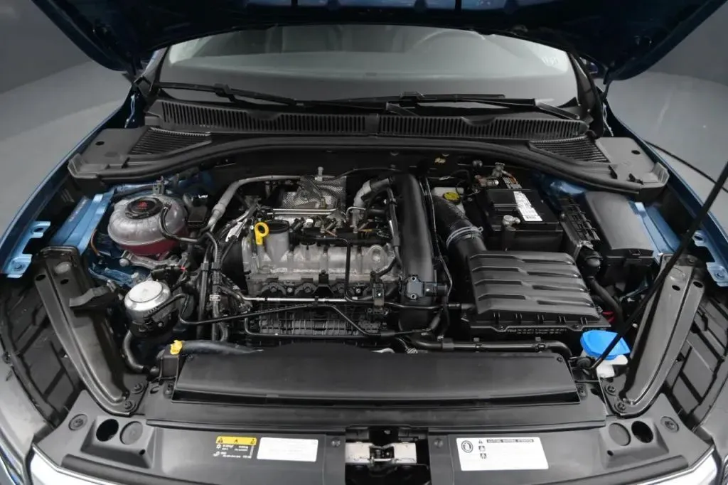 Volkswagen Jetta photo 17