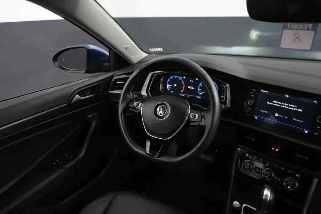 Volkswagen Jetta photo 30