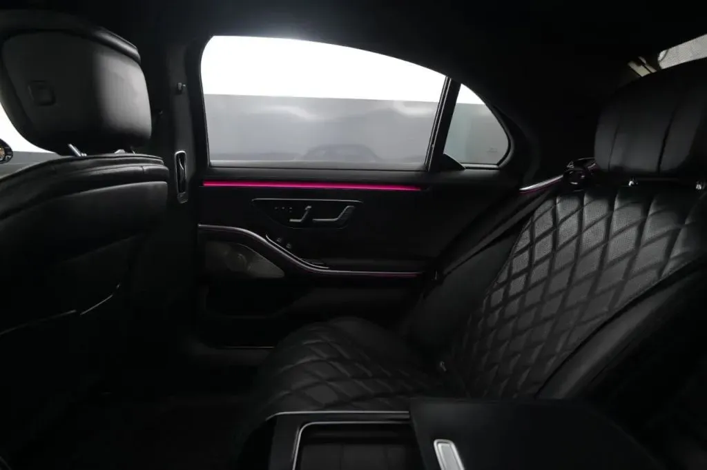 Mercedes-Benz S-Class photo 43
