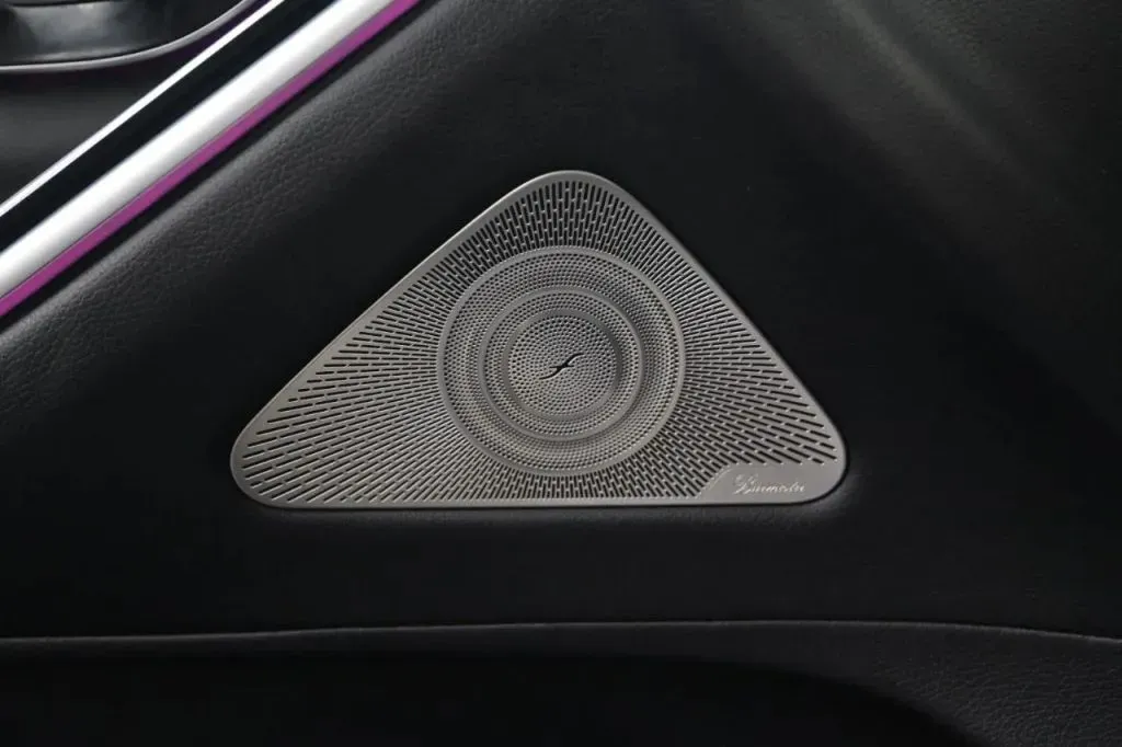 Mercedes-Benz S-Class photo 34