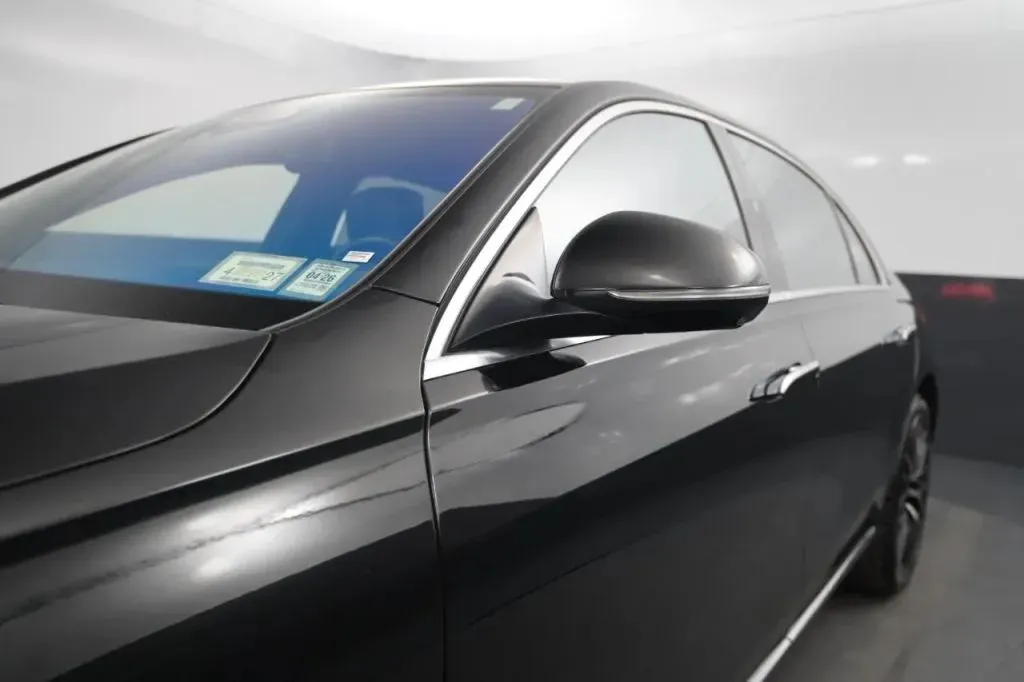 Mercedes-Benz S-Class photo 12