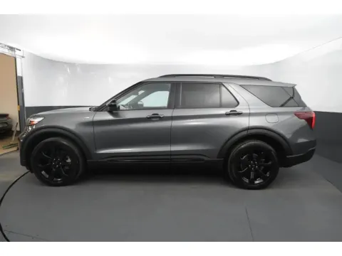 Photos of 2023 Ford Explorer ST-Line Sport Utility 4D for sale in Hillside, NJ at Crazy Cars Hillside
