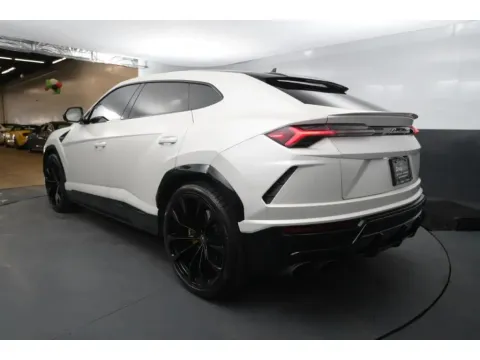 Another view of 2022 Lamborghini Urus Sport Utility 4D for sale in Hillside, NJ at Crazy Cars Hillside
